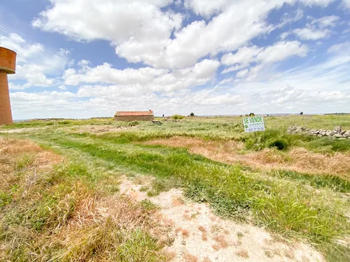 Terreno rústico en venta en Morcuera