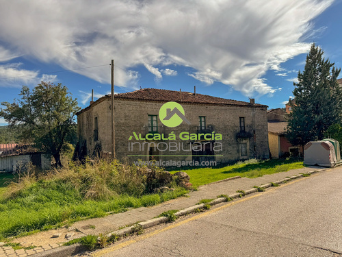 Casa en venta en Navaleno