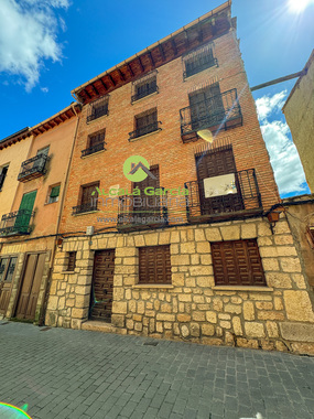 Casa en venta en El Burgo de Osma