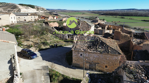 Casa en venta en Velilla de San Esteban
