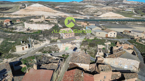 Casa en venta en Velilla de San Esteban