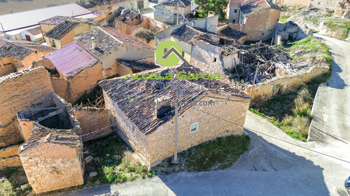 Casa en venta en Velilla de San Esteban