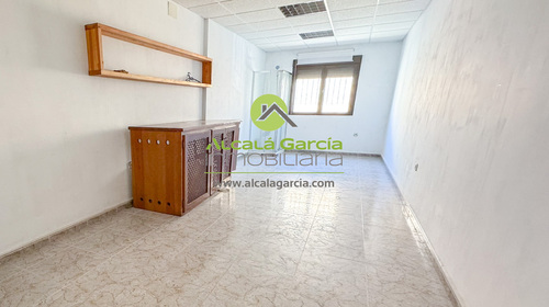 Local en venta en El Burgo de Osma