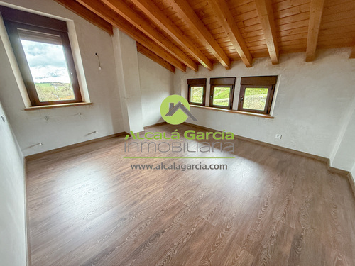 Casa en venta en Espeja de San Marcelino