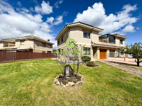 Casa en venta en Osma