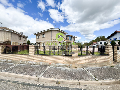 Casa en venta en Osma