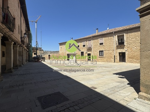 Edificio en venta en El Burgo de Osma