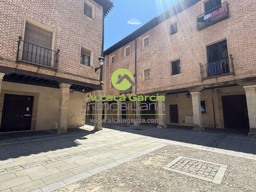 Edificio en venta en El Burgo de Osma