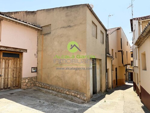 Nave en venta en San Esteban de Gormaz