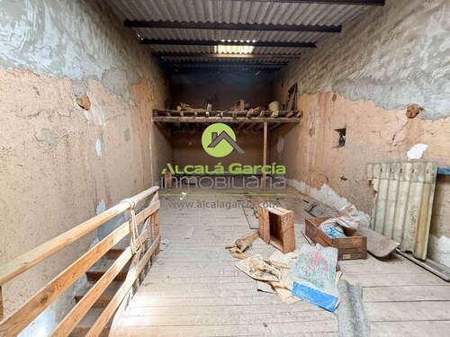Nave en venta en San Esteban de Gormaz