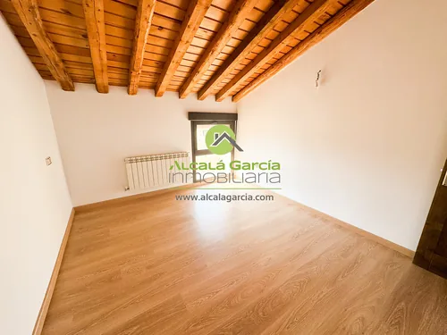 Casa en venta en Villalvaro
