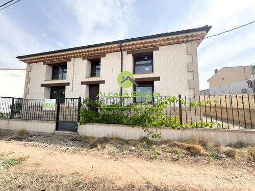 Casa en venta en Villalvaro