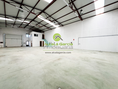 Nave en venta en El Burgo de Osma