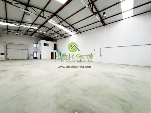 Nave en venta en El Burgo de Osma