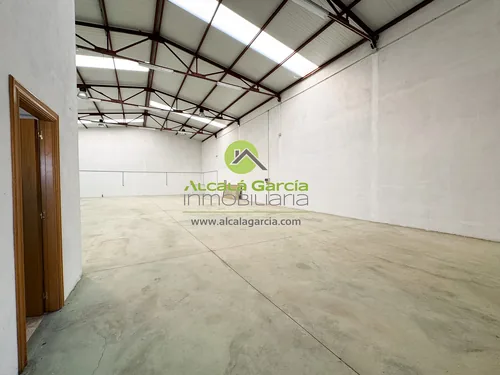 Nave en venta en El Burgo de Osma