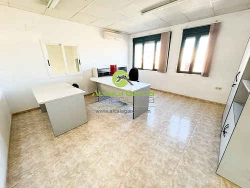 Nave en venta en El Burgo de Osma