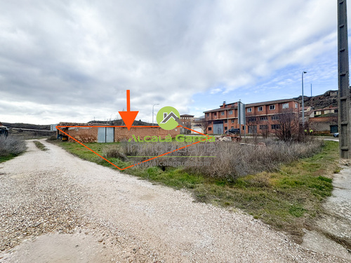 Nave en venta en Osma