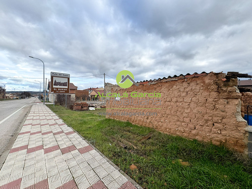 Nave en venta en Osma