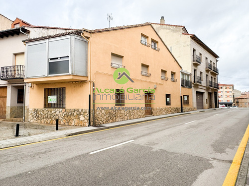 Casa en venta en El Burgo de Osma
