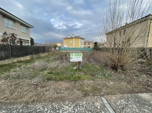 Solares en venta en El Burgo de Osma