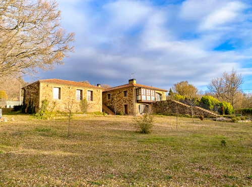 Casas o chalets en venta en Derroadas