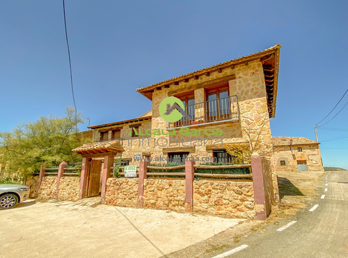 Casas o chalets en venta en Quintanas Rubias De Abajo