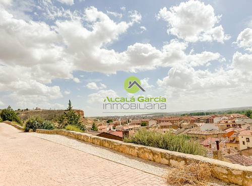 Bodegas en venta en San Esteban de Gormaz