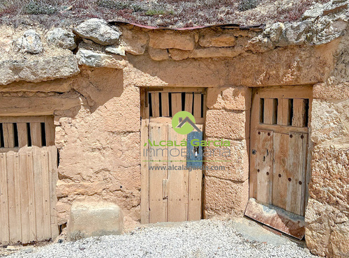 Bodegas en venta en San Esteban de Gormaz