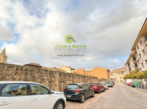 Solares en venta en El Burgo de Osma