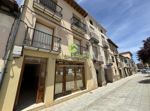 Oficinas en venta en El Burgo de Osma