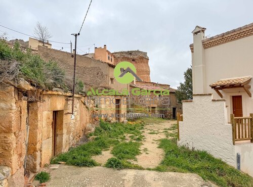Bodegas en venta en San Esteban de Gormaz