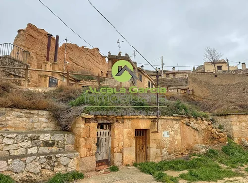 Bodegas en venta en San Esteban de Gormaz