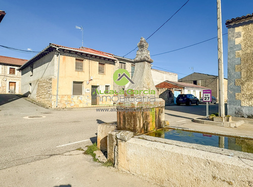 Casas o chalets en venta en Santa Maria de Las Hoyas