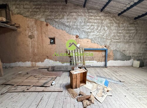 Naves en venta en San Esteban de Gormaz