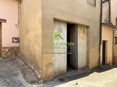Naves en venta en San Esteban de Gormaz