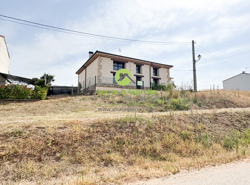 Casas o chalets en venta en Villalvaro