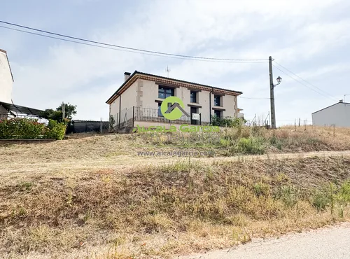 Casas o chalets en venta en Villalvaro