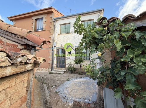 Casas o chalets en venta en Villalvaro
