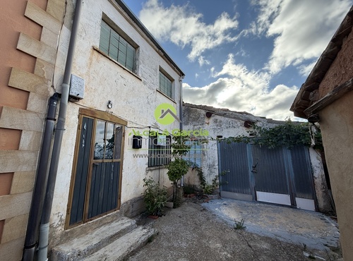 Casas o chalets en venta en Villalvaro