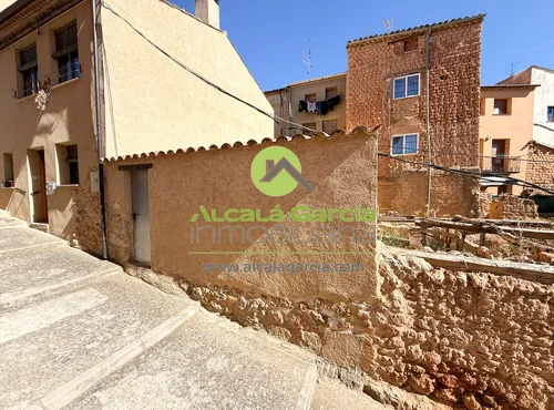 Solares en venta en San Esteban de Gormaz