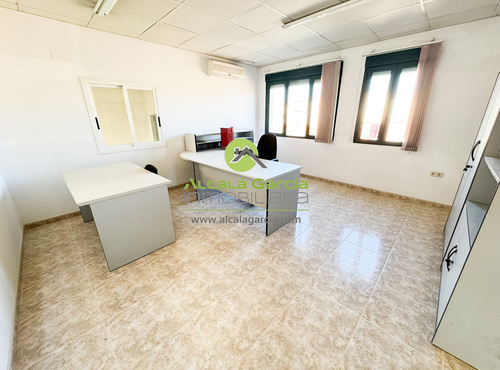 Naves en venta en El Burgo de Osma