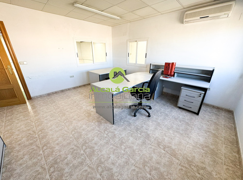 Naves en venta en El Burgo de Osma