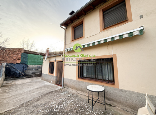 Casas o chalets en venta en Ligos