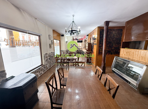 Locales en venta en San Esteban de Gormaz